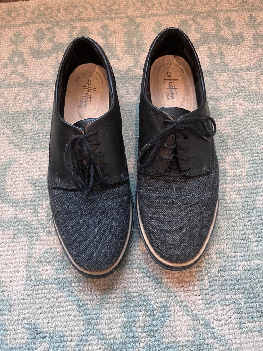 Clark’s platform loafer 9.5
